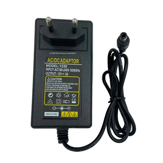 Cargador Universal 12 volts 3 Amp