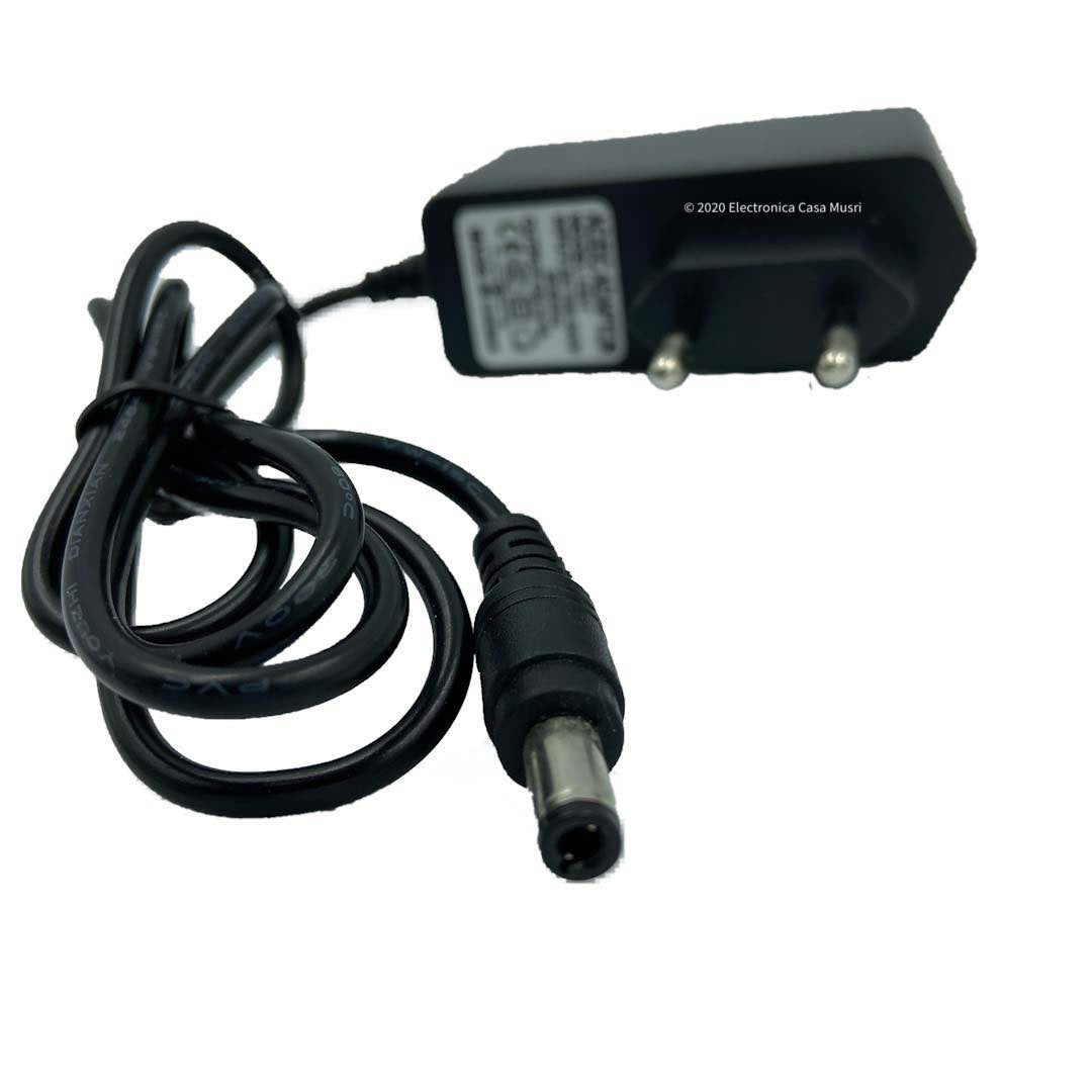 Cargador Universal 12 volts 1 Amp