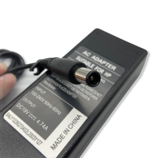 Cargador Notebook para HP conector con aguja